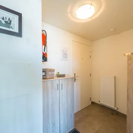 Amazing On The First Floor * Миделкерк